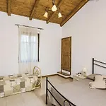 Casa Di Francesca * 산토 스테파노 디 마그라